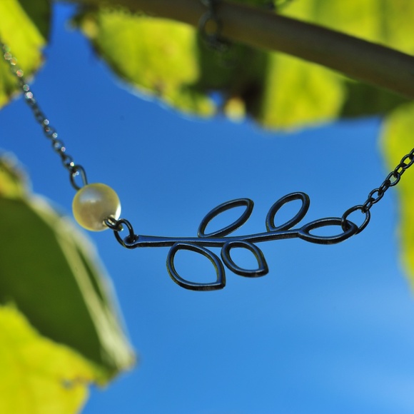 Leafy FA Pearl Ball Charm on Chain Choker Necklace Silver Lobster Clasp - Picture 9 of 11